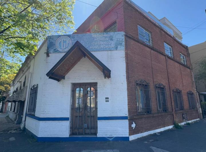 Local comercial · 81m²