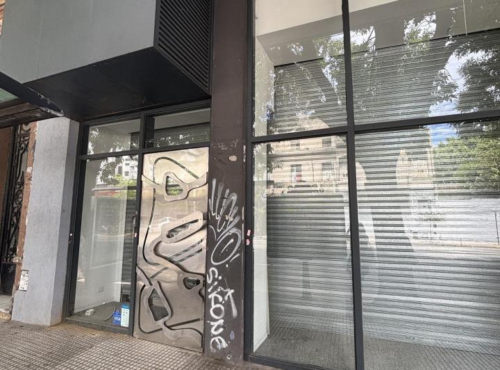 Local comercial · 94m²