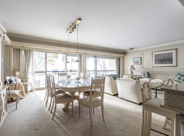 Departamento · 209m² · 5 Ambientes · 1 Cochera