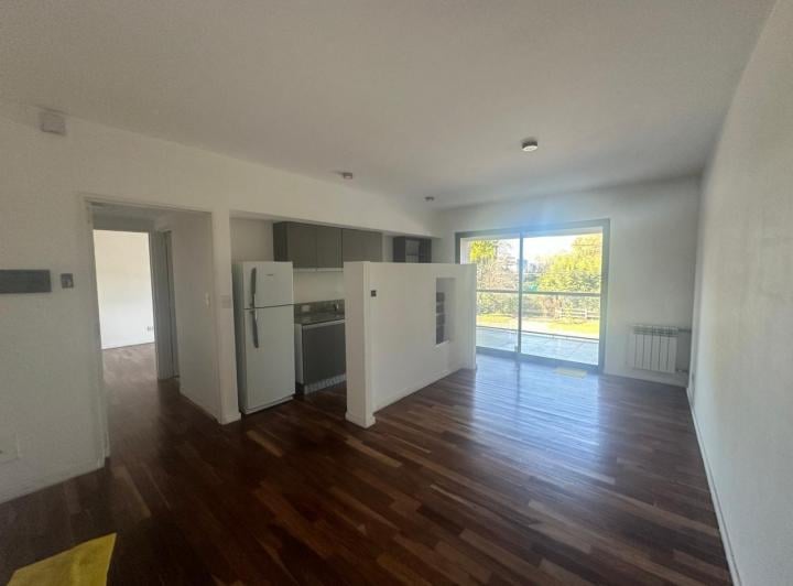 Departamento · 50m² · 2 Ambientes · 1 Cochera