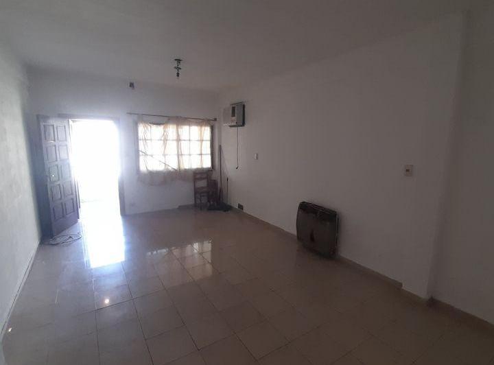 Casa · 108m² · 3 Ambientes · 1 Cochera