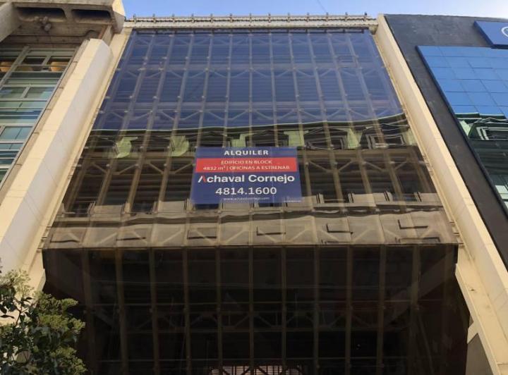 Edificio · 4832m² · 10 Cocheras