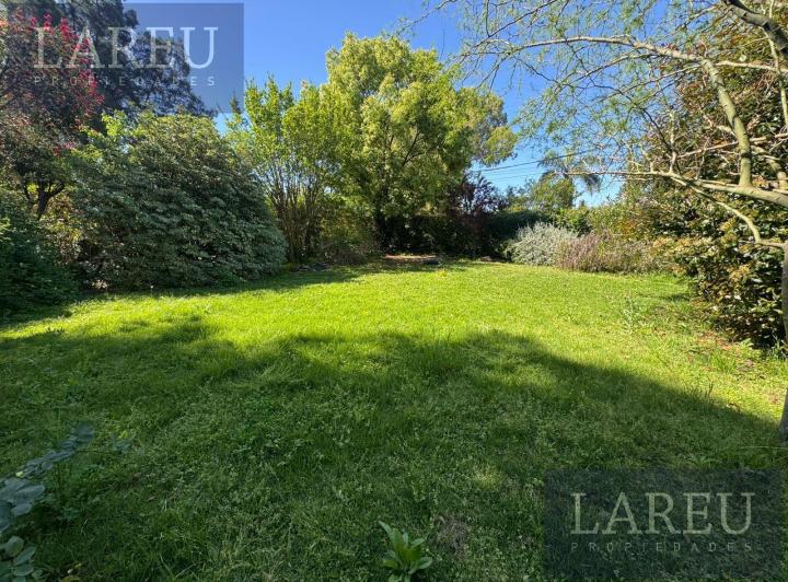 Terreno · 600m²