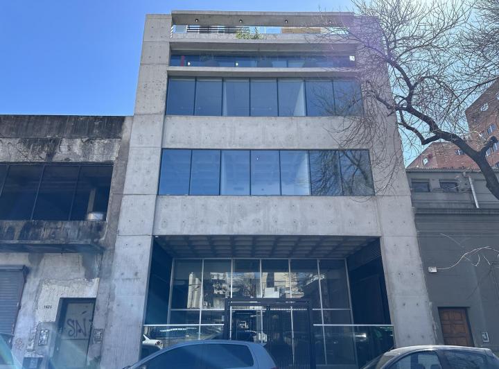 Local comercial · 185m²