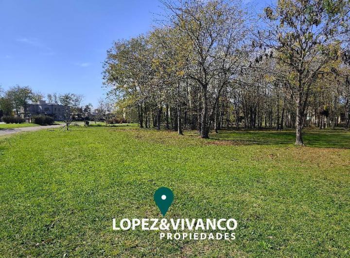 Terreno · 2083m²