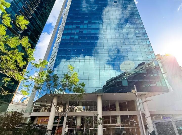 Oficina comercial · 500m² · 4 Cocheras