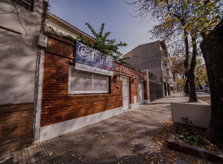 Casa · 181m² · 7 Ambientes · 1 Cochera