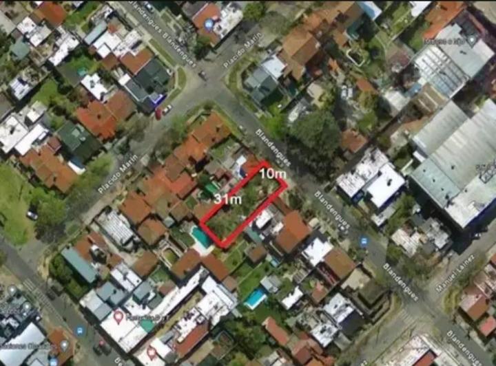Terreno · 311m²