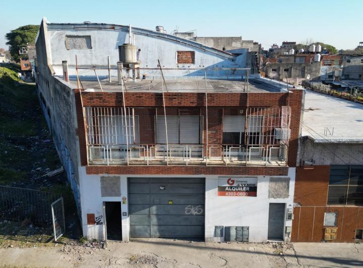 Bodega-Galpón · 1550m²