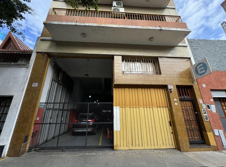 Bodega-Galpón · 205m²