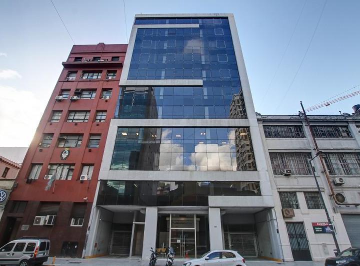 Oficina comercial · 400m² · 1 Ambiente · 4 Cocheras