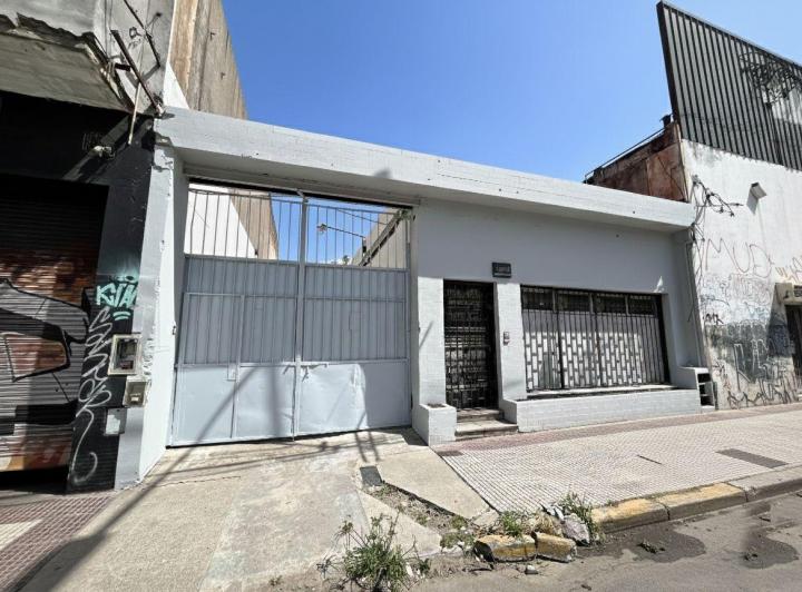 Local comercial · 292m²