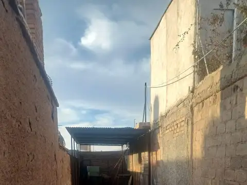 Cochera en Alquiler en Godoy Cruz, Mendoza