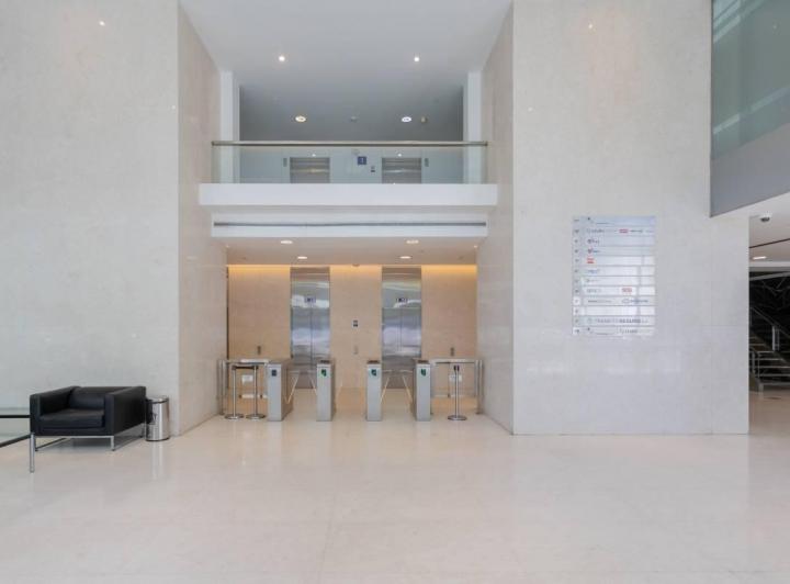 Oficina comercial · 951m² · 12 Cocheras