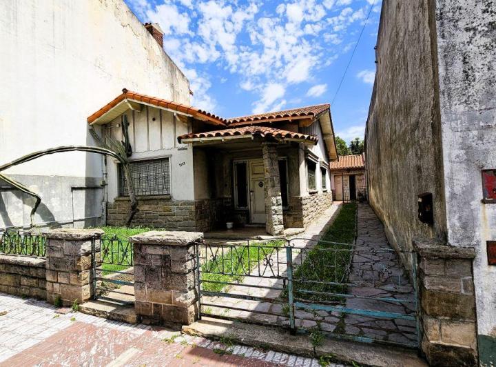 Casa · 175m² · 3 Ambientes · 2 Cocheras