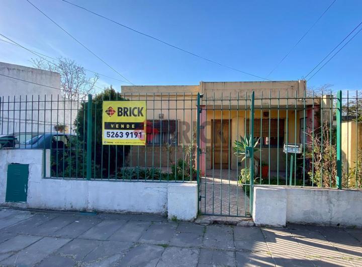 Casa · 160m² · 7 Ambientes · 3 Cocheras