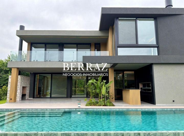 Casa · 411m² · 5 Ambientes