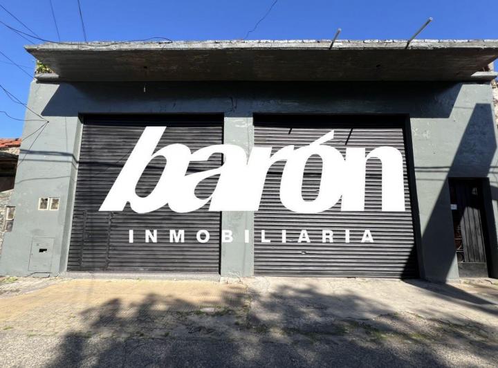 Casa · 288m² · 3 Ambientes · 1 Cochera