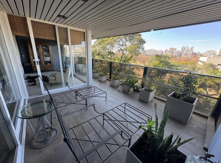 Departamento · 205m² · 4 Ambientes · 2 Cocheras