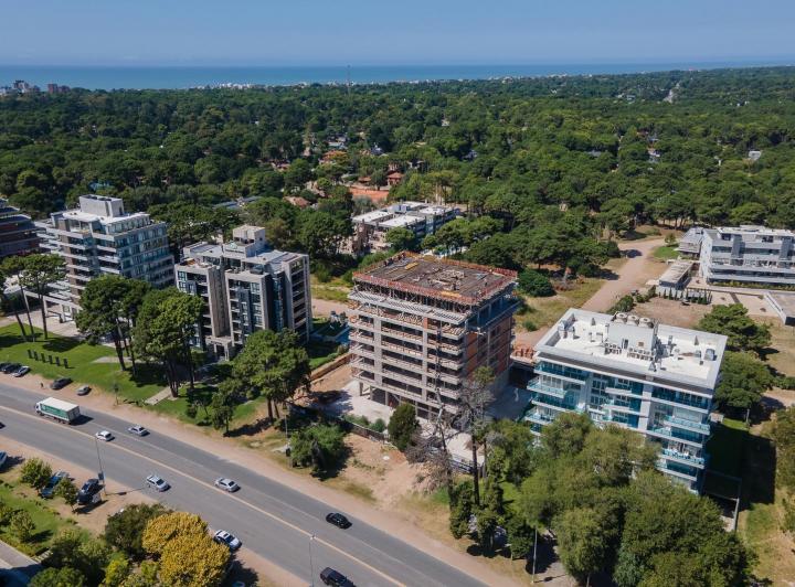Departamento · 80m² · 3 Ambientes · 39 Cocheras