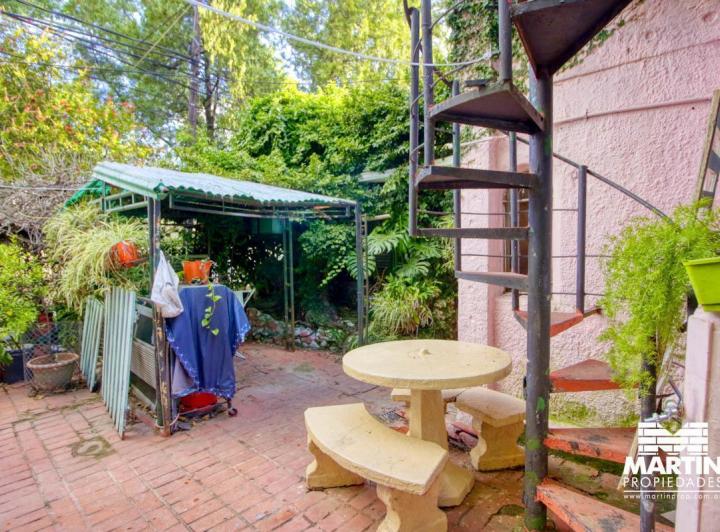 Casa · 260m² · 3 Ambientes · 1 Cochera
