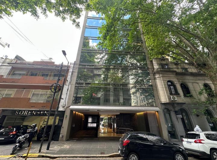 Oficina comercial · 155m² · 2 Cocheras