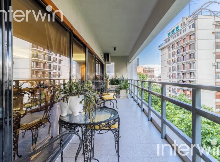 Departamento · 182m² · 5 Ambientes · 1 Cochera