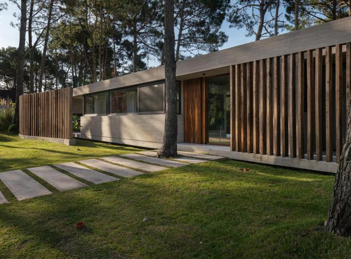 Casa · 263m² · 5 Ambientes · 1 Cochera