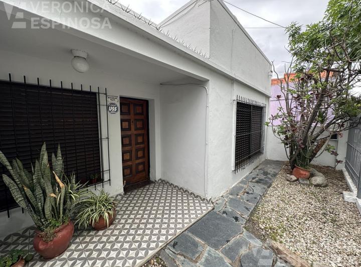 Casa · 135m² · 3 Ambientes · 1 Cochera