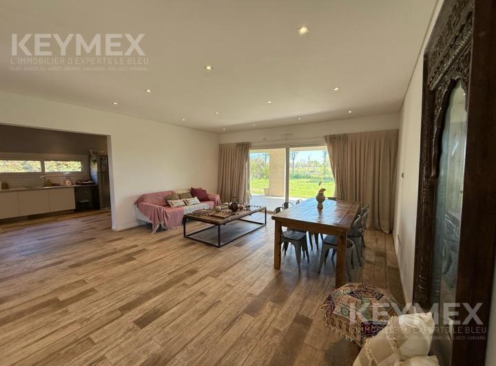 Casa · 150m² · 4 Ambientes · 2 Cocheras