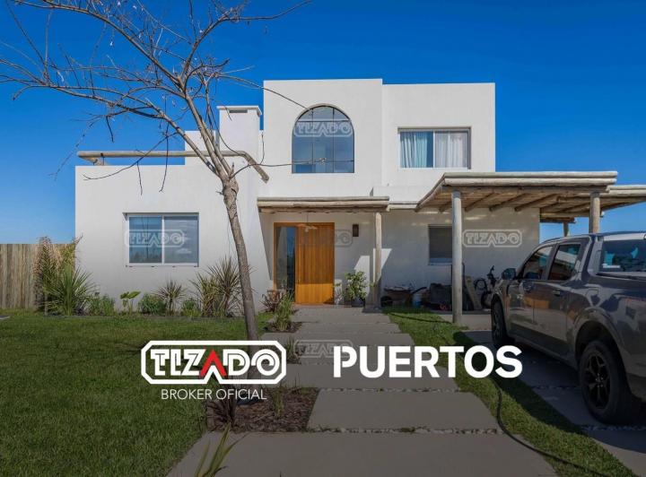 Casa · 210m² · 5 Ambientes · 1 Cochera