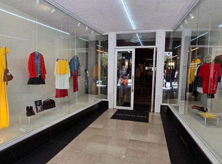 Local comercial · 750m²