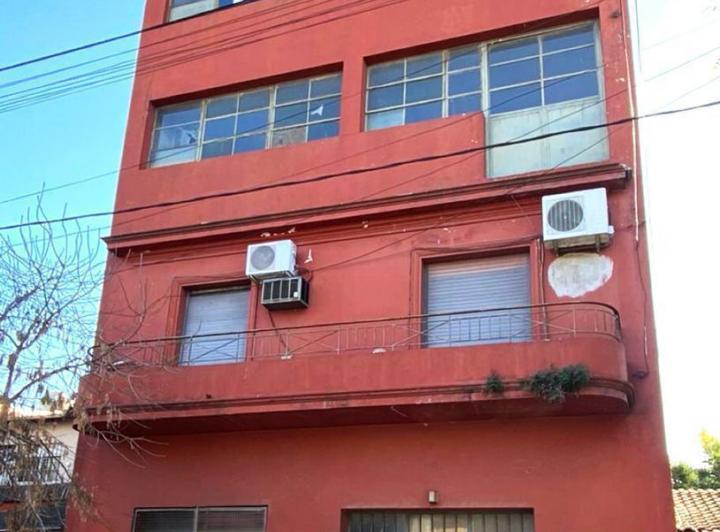 Edificio · 1150m²
