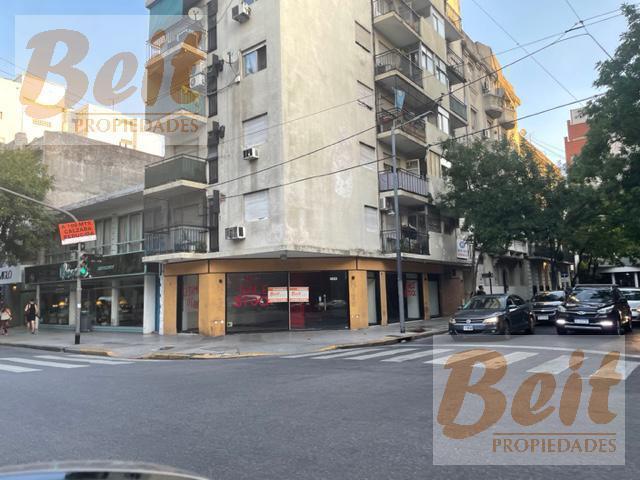 Local comercial · 140m²