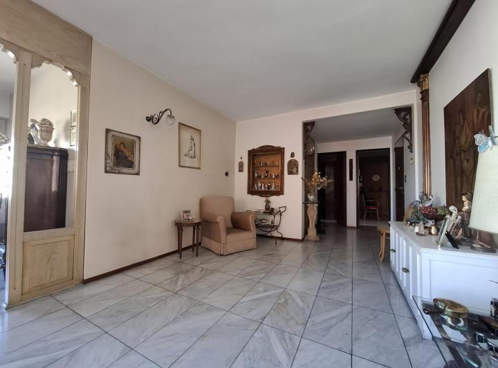 Departamento · 125m² · 4 Ambientes · 2 Cocheras