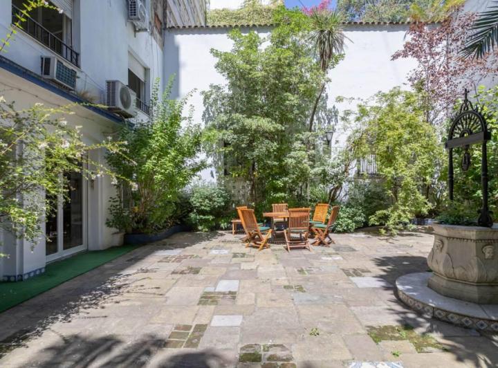 Departamento · 189m² · 5 Ambientes · 1 Cochera