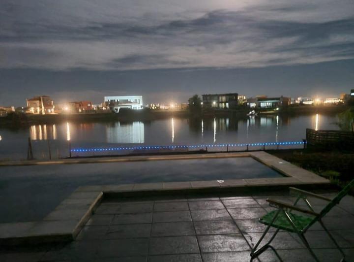 Casa · 200m² · 3 Dormitorios · 1 Cochera
