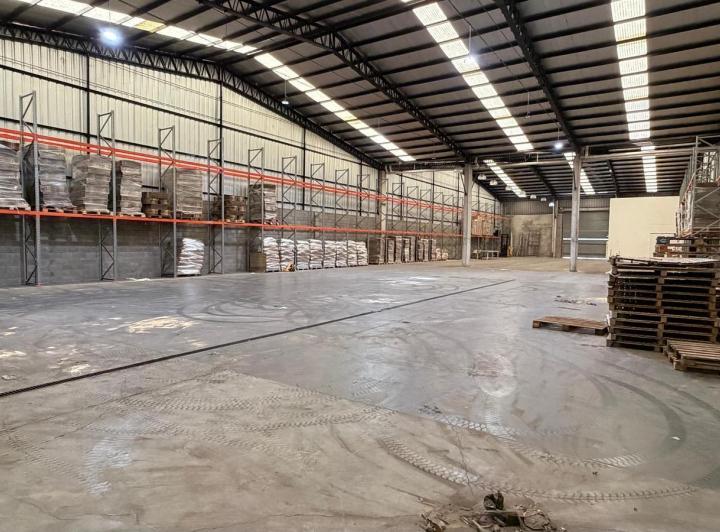 Bodega-Galpón · 1200m² · 1 Ambiente