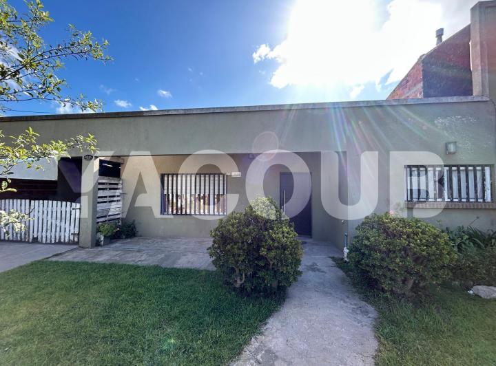 Casa · 150m² · 3 Ambientes · 1 Cochera