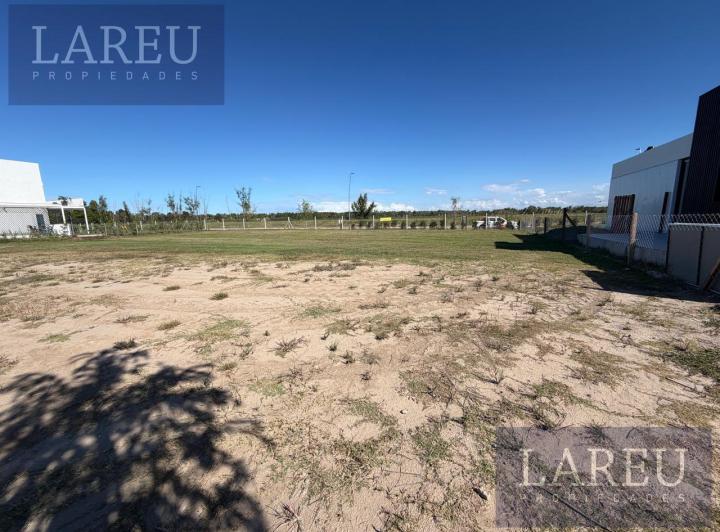Terreno · 620m²