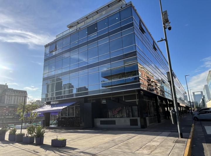 Oficina comercial · 380m² · 4 Cocheras