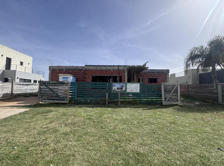 Casa · 835m² · 4 Ambientes