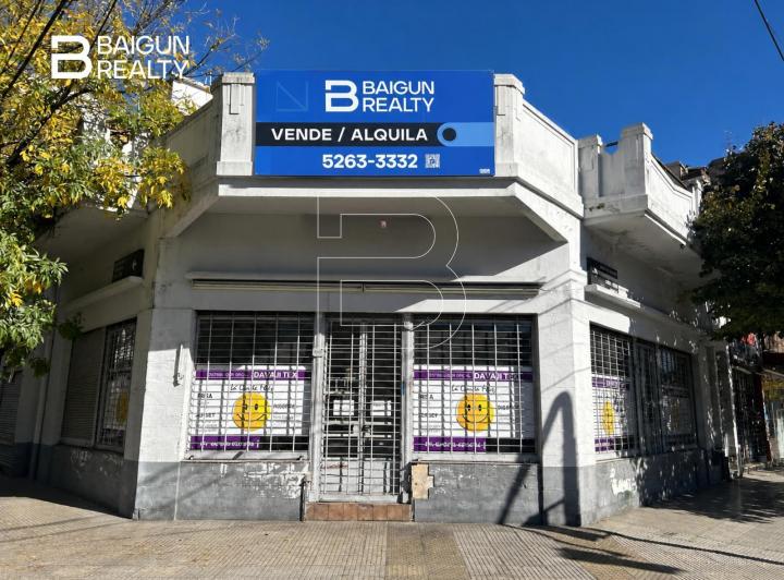 Local comercial · 210m²