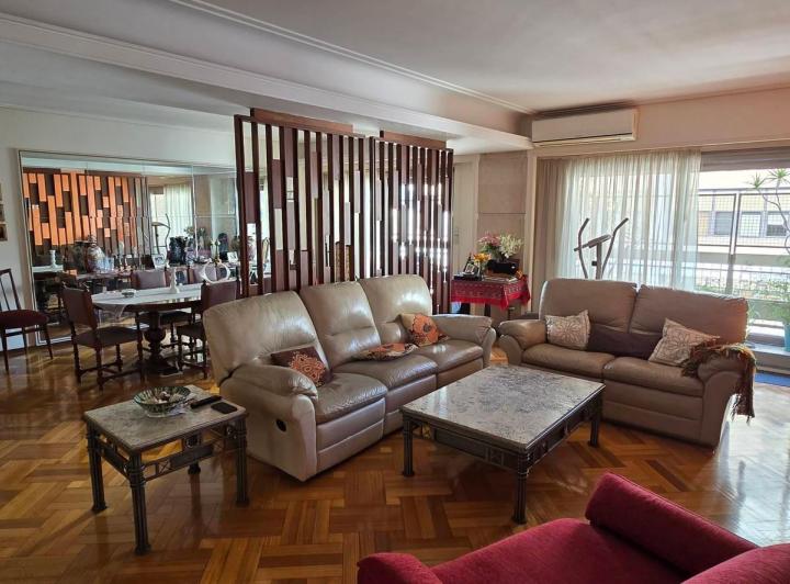 Departamento · 180m² · 5 Ambientes · 1 Cochera