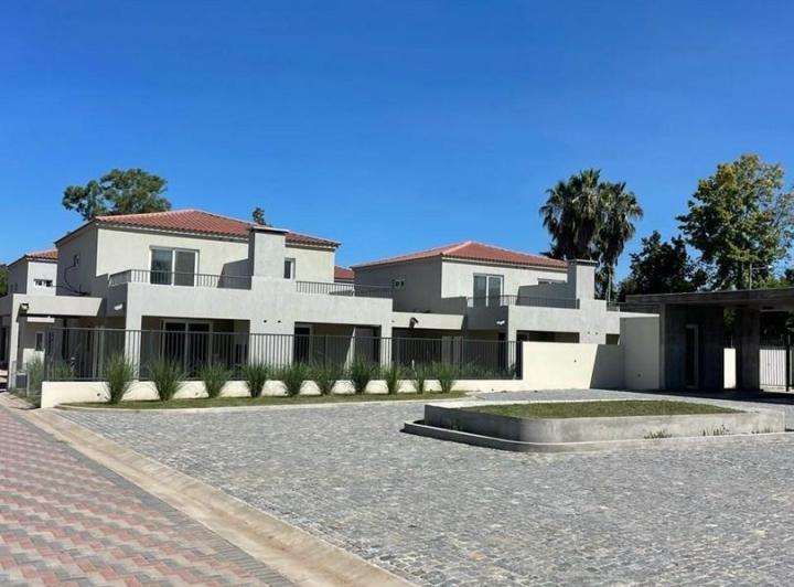 Casa · 113m² · 4 Ambientes