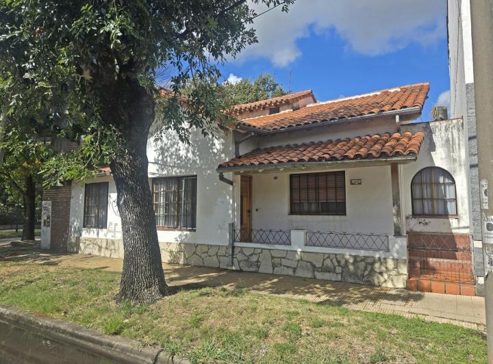 Casa · 120m² · 3 Ambientes · 1 Cochera