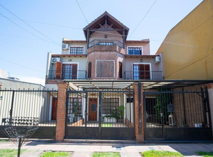 PH · 98m² · 4 Ambientes · 1 Cochera