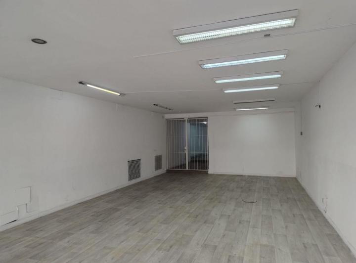 Local comercial · 535m²