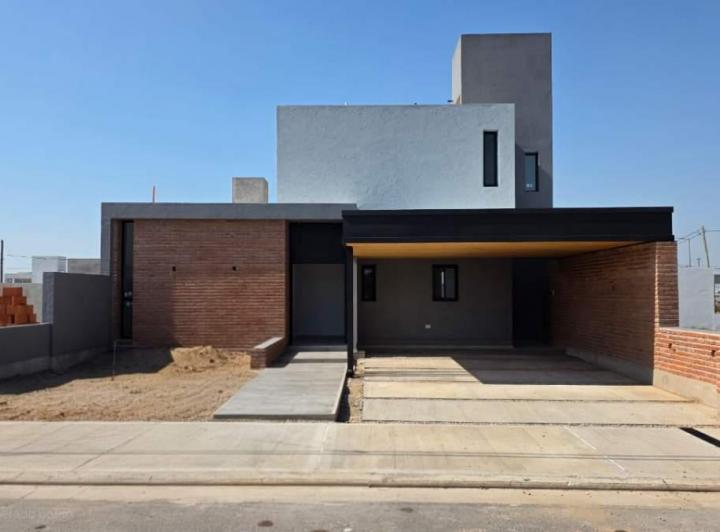 Casa · 188m² · 9 Ambientes