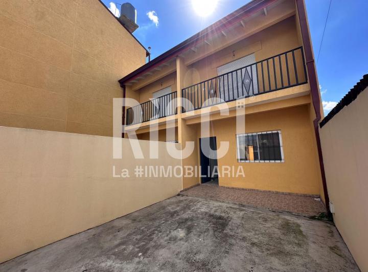 Casa · 122m² · 3 Ambientes · 1 Cochera